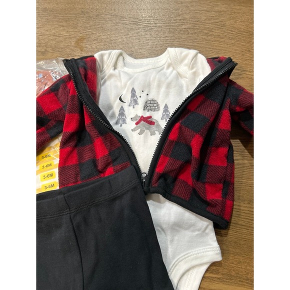 Carters‎ - Picture 2 of 4